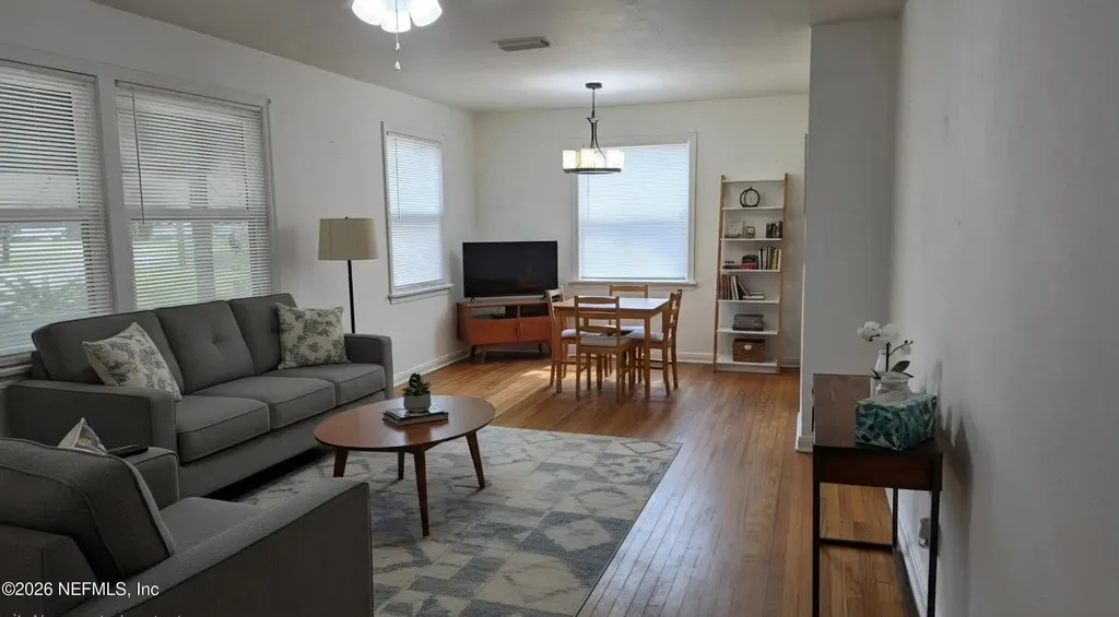 1966 Lakewood Circle S Jacksonville FL 32207
