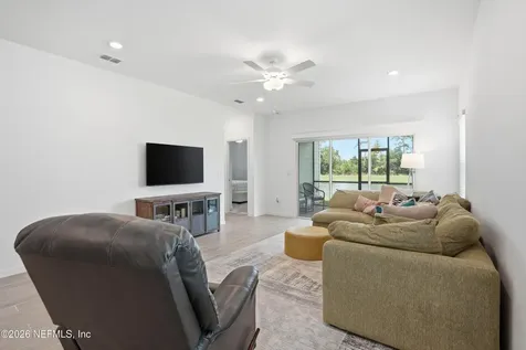 6883 Skinners Dairy Way Jacksonville FL 32217