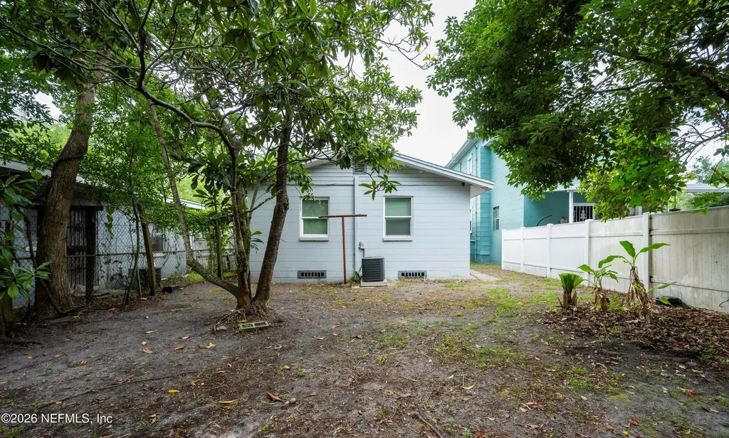1494 8th Street W Jacksonville FL 32209