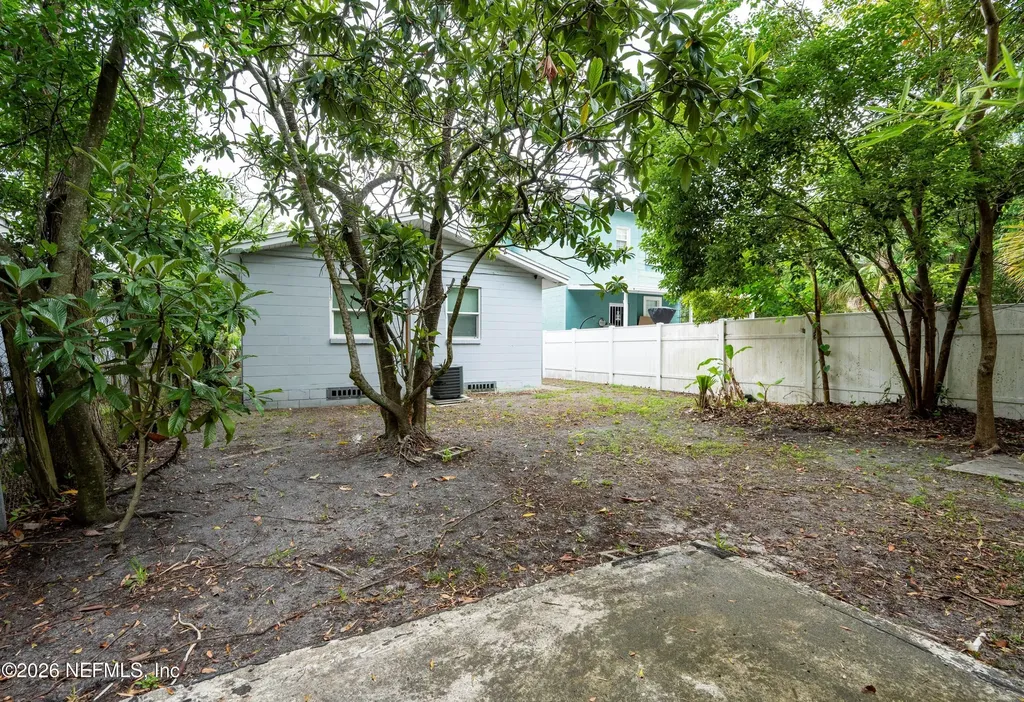 1494 8th Street W Jacksonville FL 32209