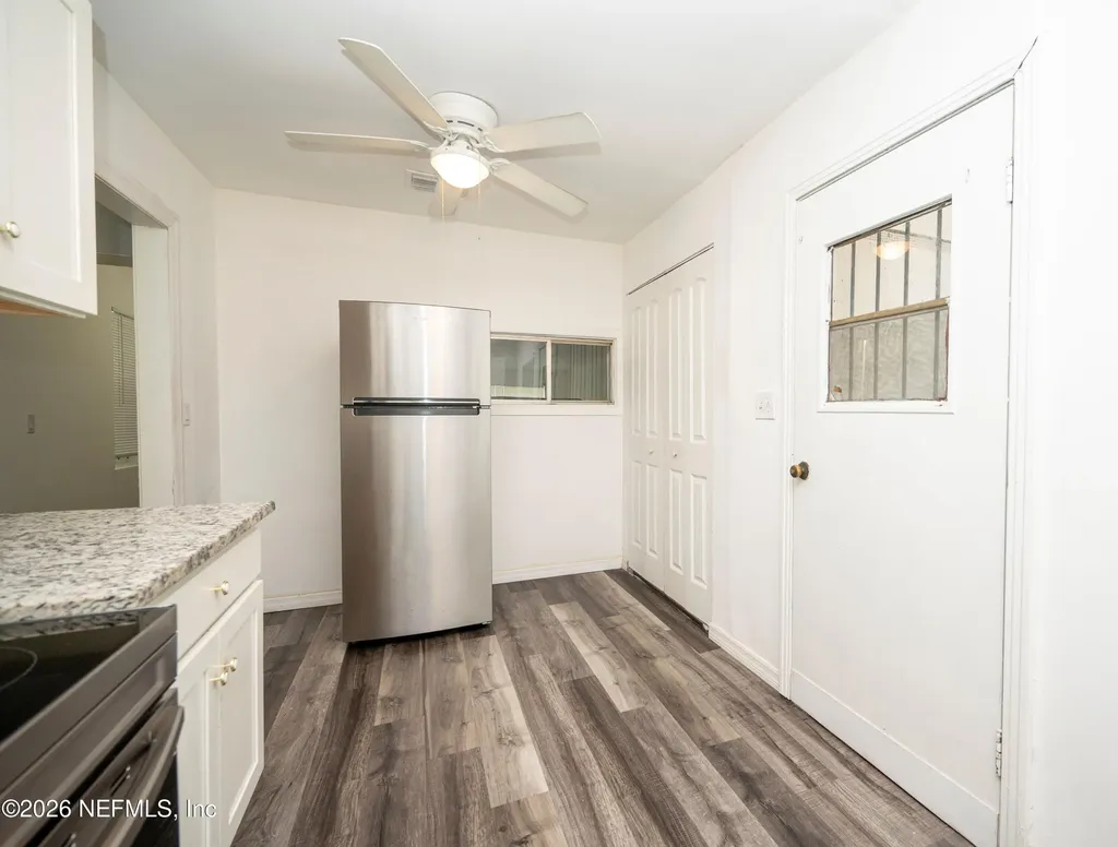 1494 8th Street W Jacksonville FL 32209