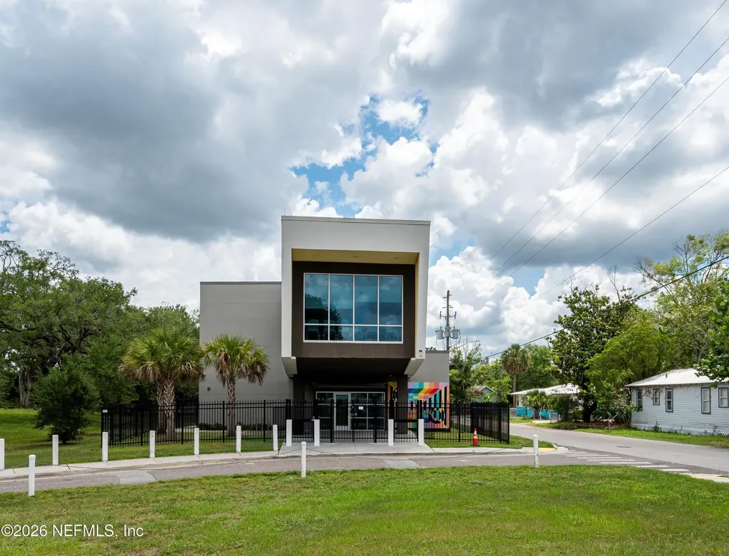 1494 8th Street W Jacksonville FL 32209