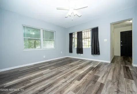 1494 8th Street W Jacksonville FL 32209