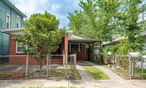 1494 8th Street W Jacksonville FL 32209