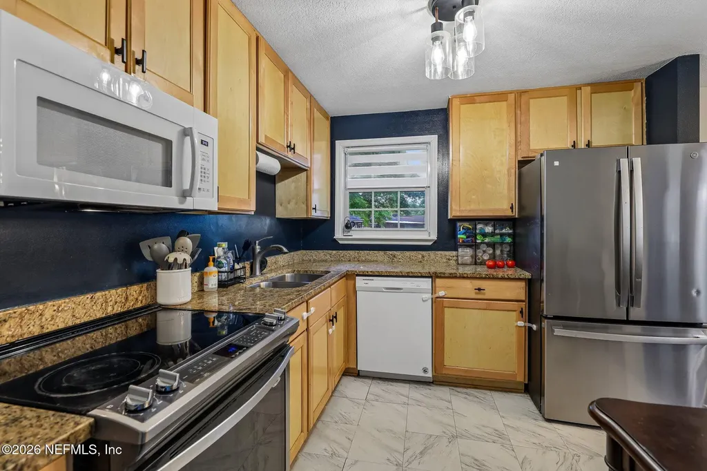 3024 Yanlee Lane Jacksonville FL 32223
