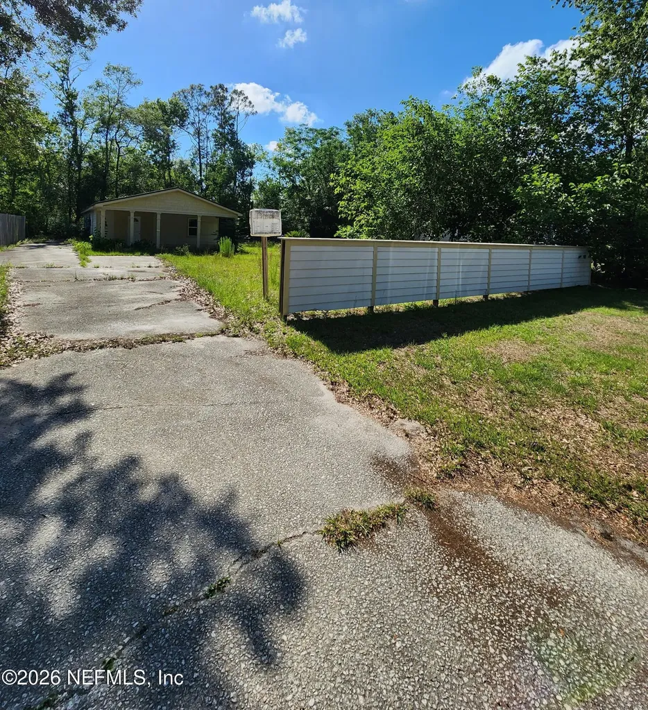 6978 Paul Howard Drive Jacksonville FL 32222