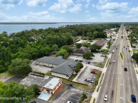 859 Park Avenue Orange Park FL 32073