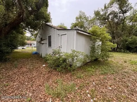 7086 Alan Avenue Jacksonville FL 32208