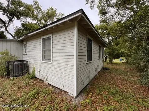 7086 Alan Avenue Jacksonville FL 32208