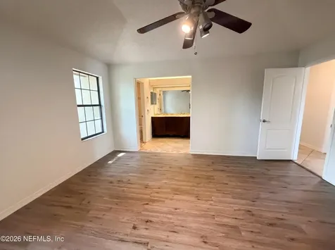 3160 Bridgeview Drive Jacksonville FL 32216