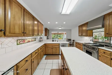 4276 Stratford Way Jacksonville FL 32225