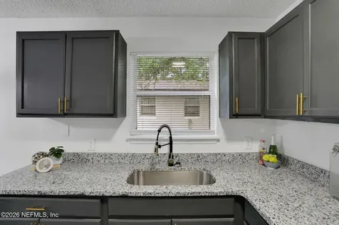 4949 Avenue B Jacksonville FL 32209