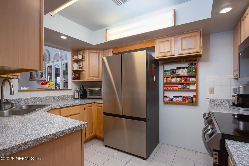 200 Sportsman Drive Welaka FL 32193