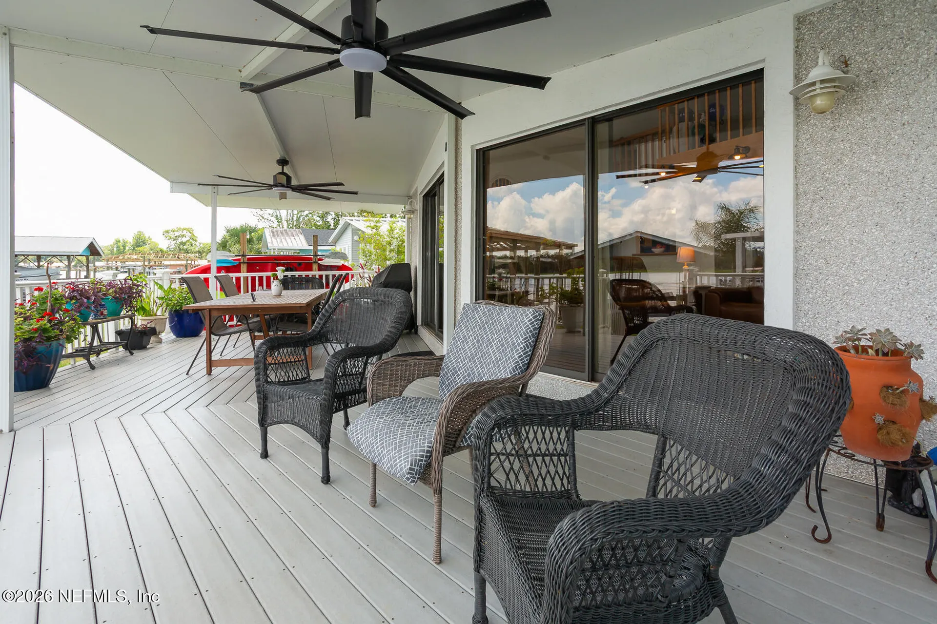 200 Sportsman Drive Welaka FL 32193