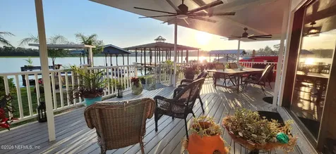 200 Sportsman Drive Welaka FL 32193