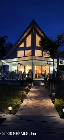 200 Sportsman Drive Welaka FL 32193