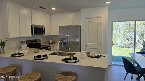 6819 Lake Mist Lane Jacksonville FL 32210