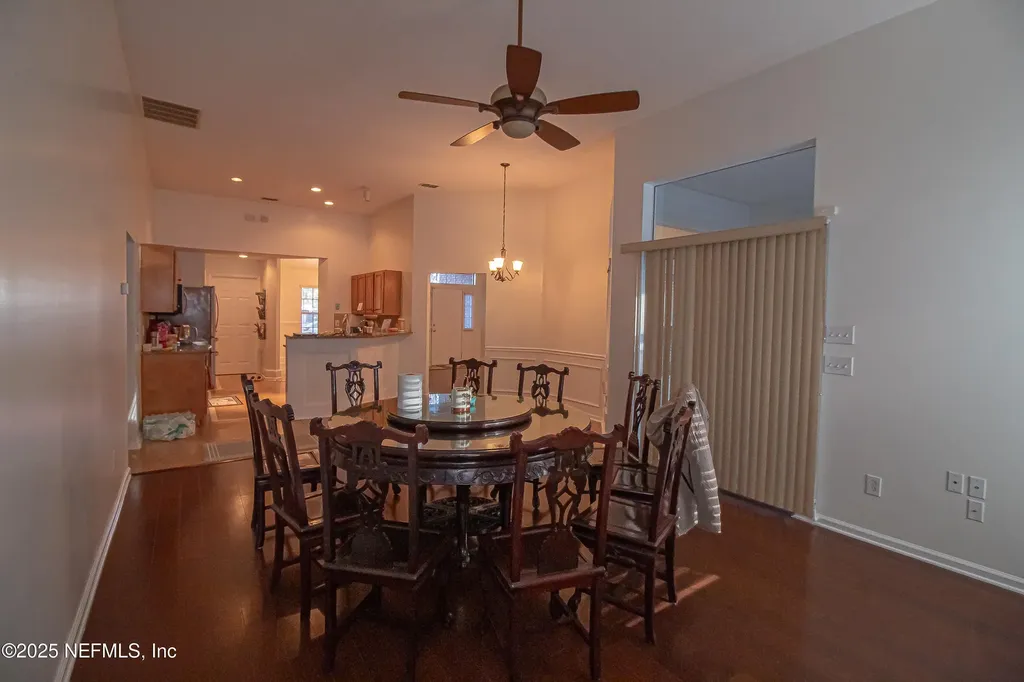 8146 Leafcrest Drive Jacksonville FL 32244