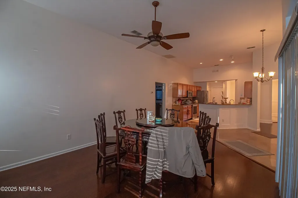 8146 Leafcrest Drive Jacksonville FL 32244