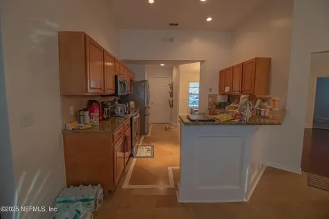 8146 Leafcrest Drive Jacksonville FL 32244