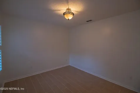 8146 Leafcrest Drive Jacksonville FL 32244
