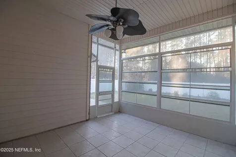 8146 Leafcrest Drive Jacksonville FL 32244