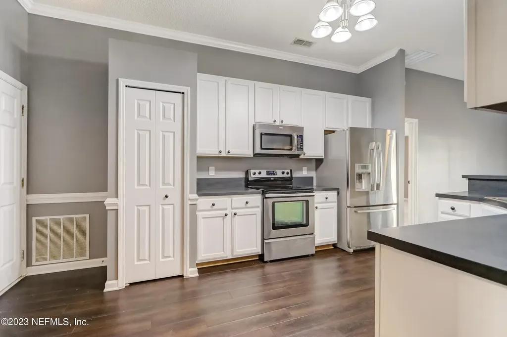 8023 Tuxford Lane Jacksonville FL 32244