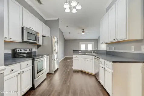 8023 Tuxford Lane Jacksonville FL 32244