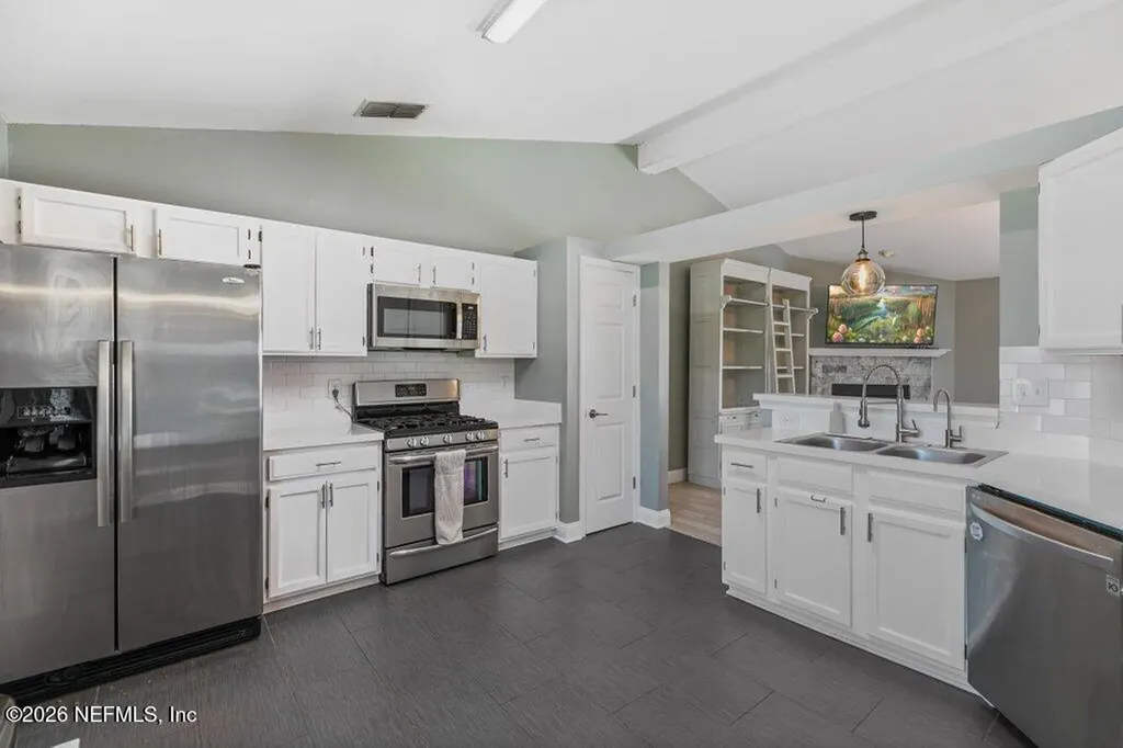 12635 Hobbit Lane Jacksonville FL 32225