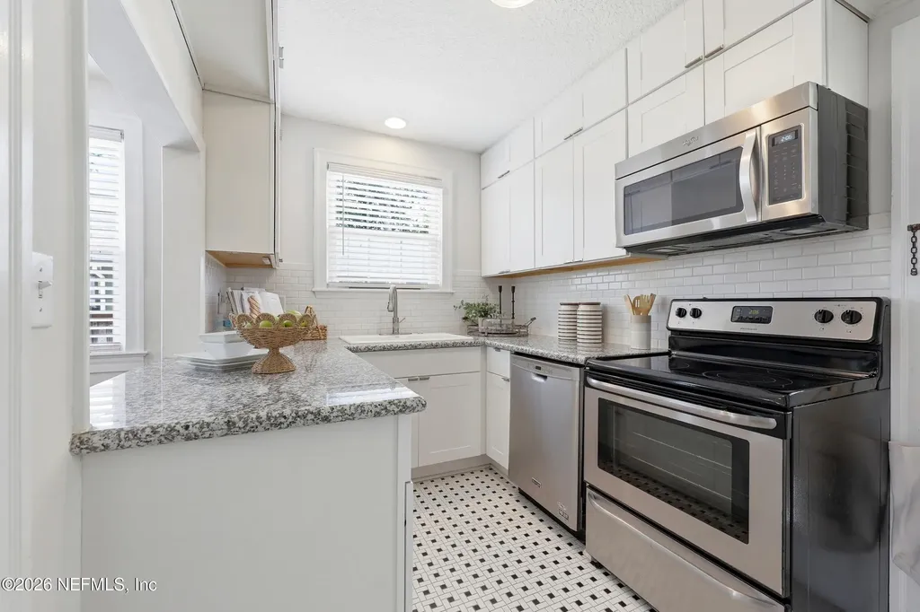 4330 Shirley Avenue Jacksonville FL 32210