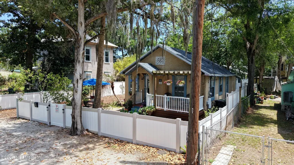 11 Davis Street St. Augustine FL 32084