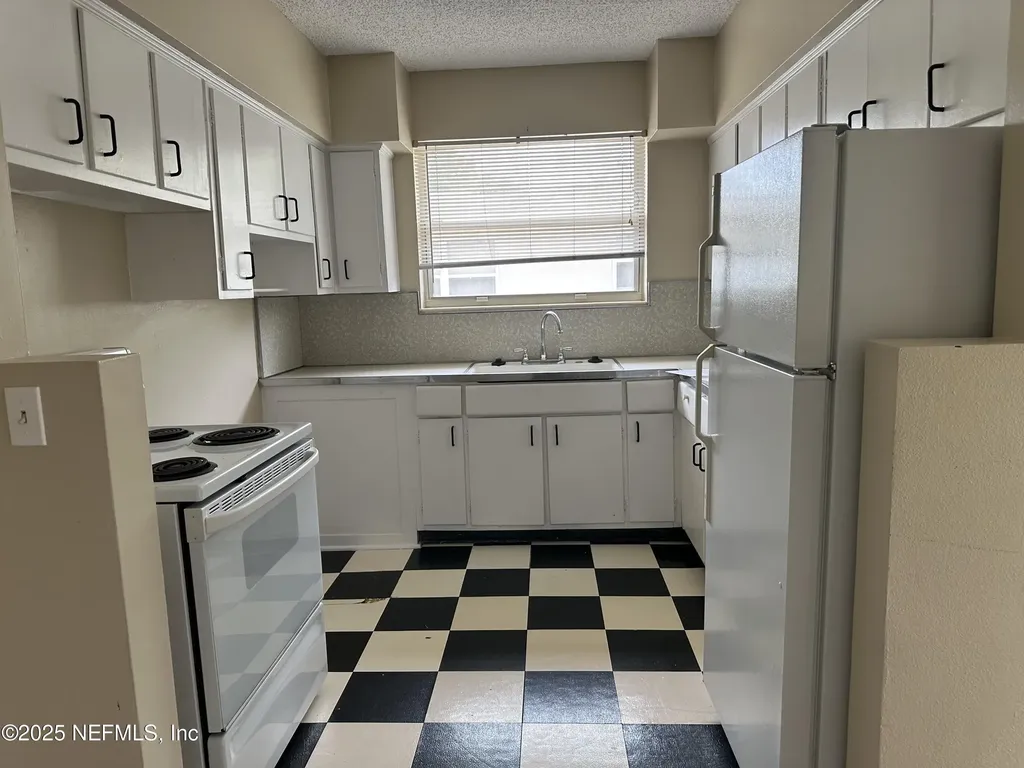 3411 Hendricks Avenue Jacksonville FL 32207