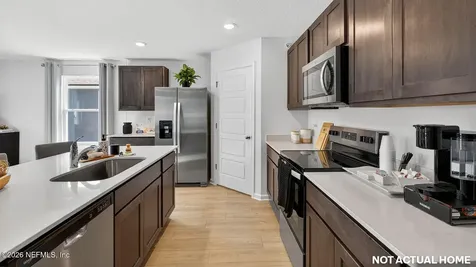 4005 Sitka Pine Circle Jacksonville FL 32218