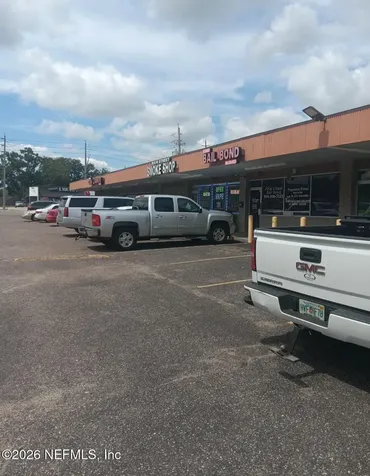 17 43rd Street E Jacksonville FL 32208