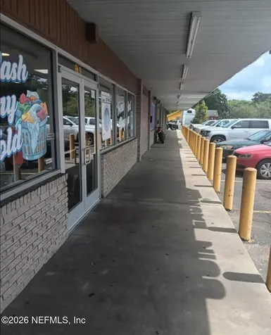 17 43rd Street E Jacksonville FL 32208