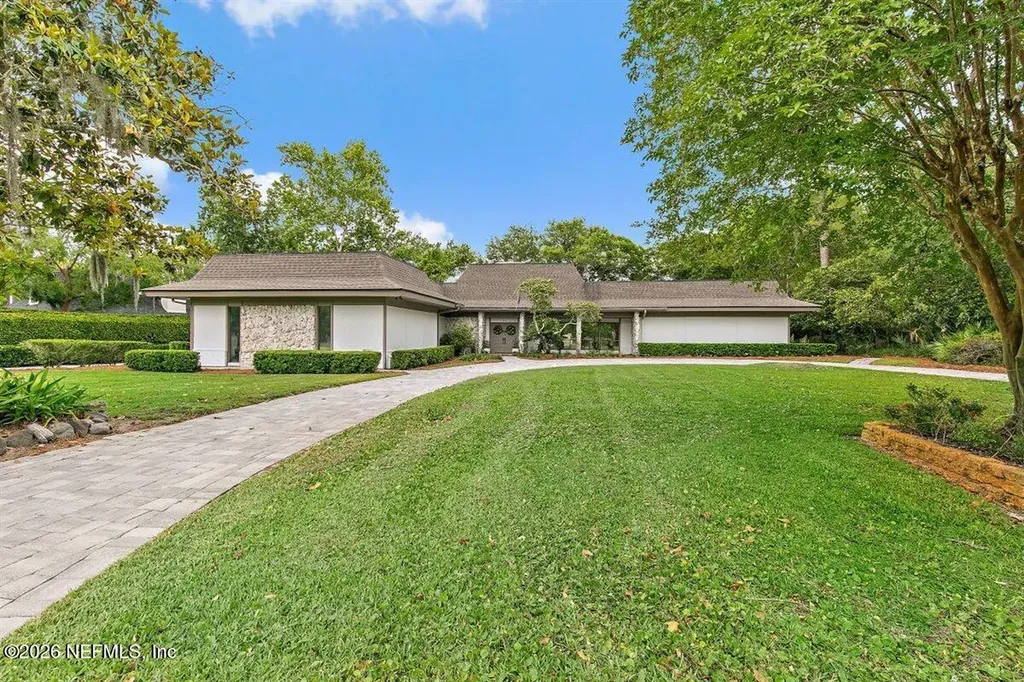 7575 Hollyridge Road Jacksonville FL 32256