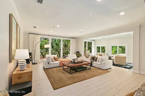 7575 Hollyridge Road Jacksonville FL 32256