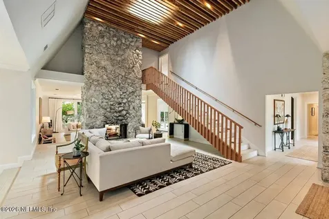 7575 Hollyridge Road Jacksonville FL 32256