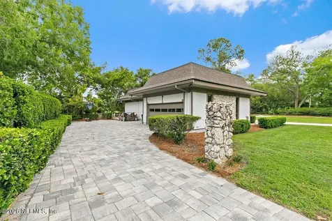 7575 Hollyridge Road Jacksonville FL 32256