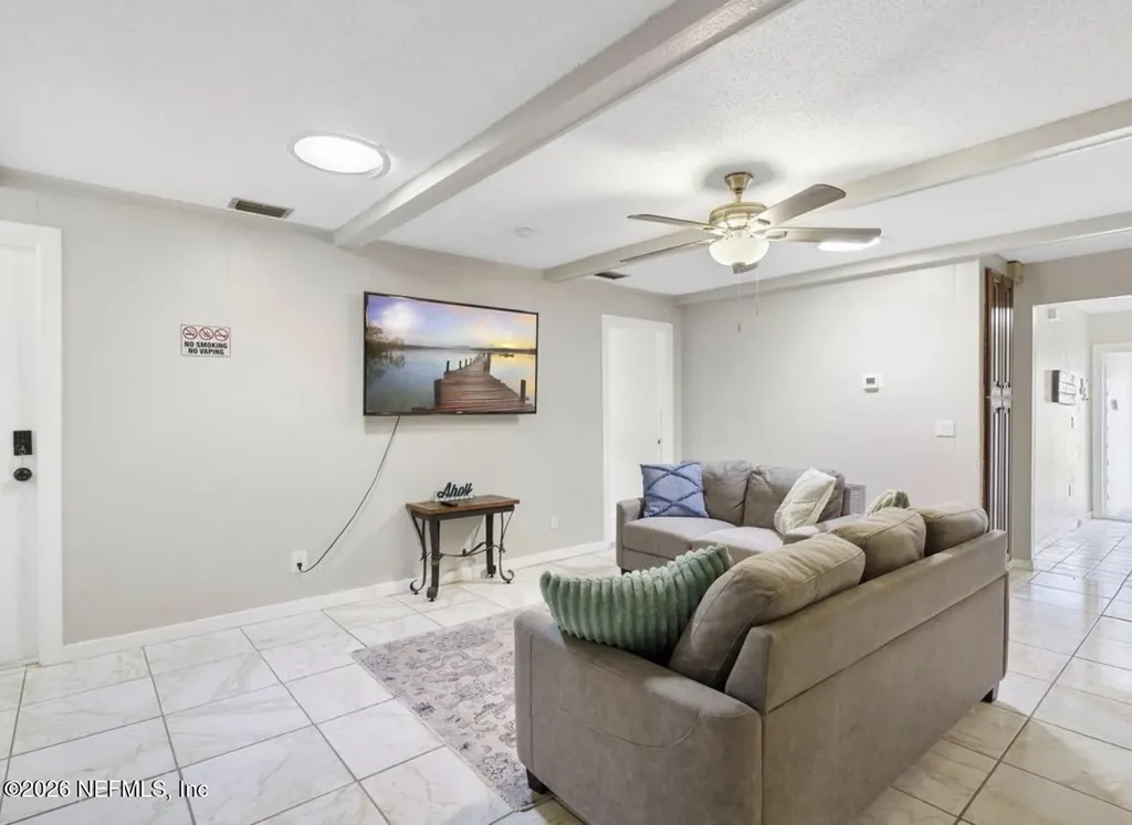 22 Flamingo Palm Coast FL 32137