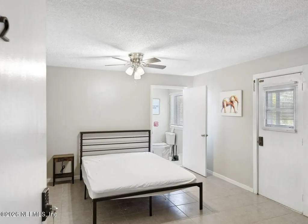22 Flamingo Palm Coast FL 32137