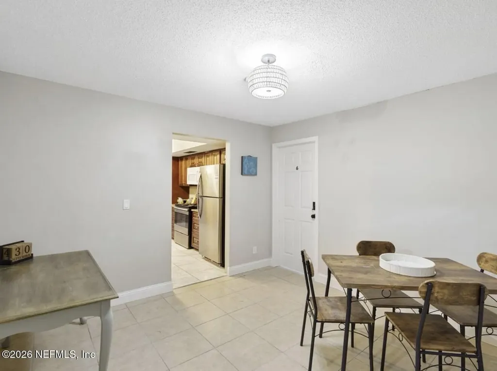 22 Flamingo Palm Coast FL 32137
