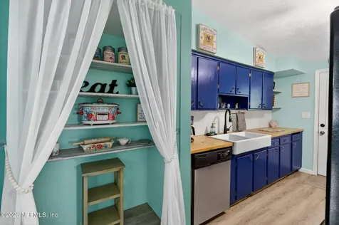 8551 Mathonia Avenue Jacksonville FL 32211