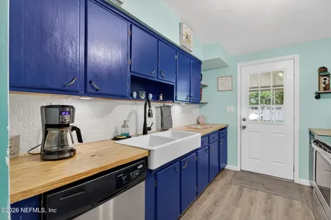 8551 Mathonia Avenue Jacksonville FL 32211