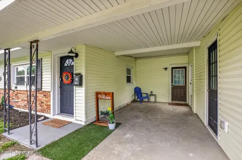 8551 Mathonia Avenue Jacksonville FL 32211