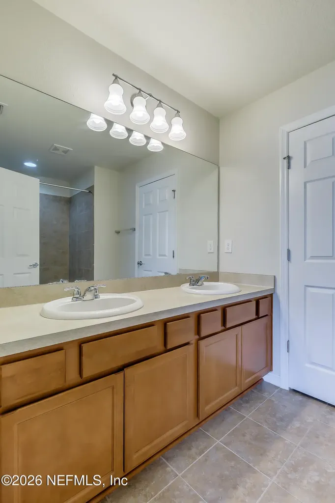 7021 Buroak Court Jacksonville FL 32258