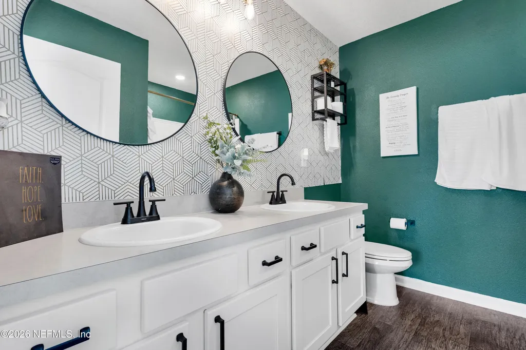 2437 Falling Star Lane Green Cove Springs FL 32043