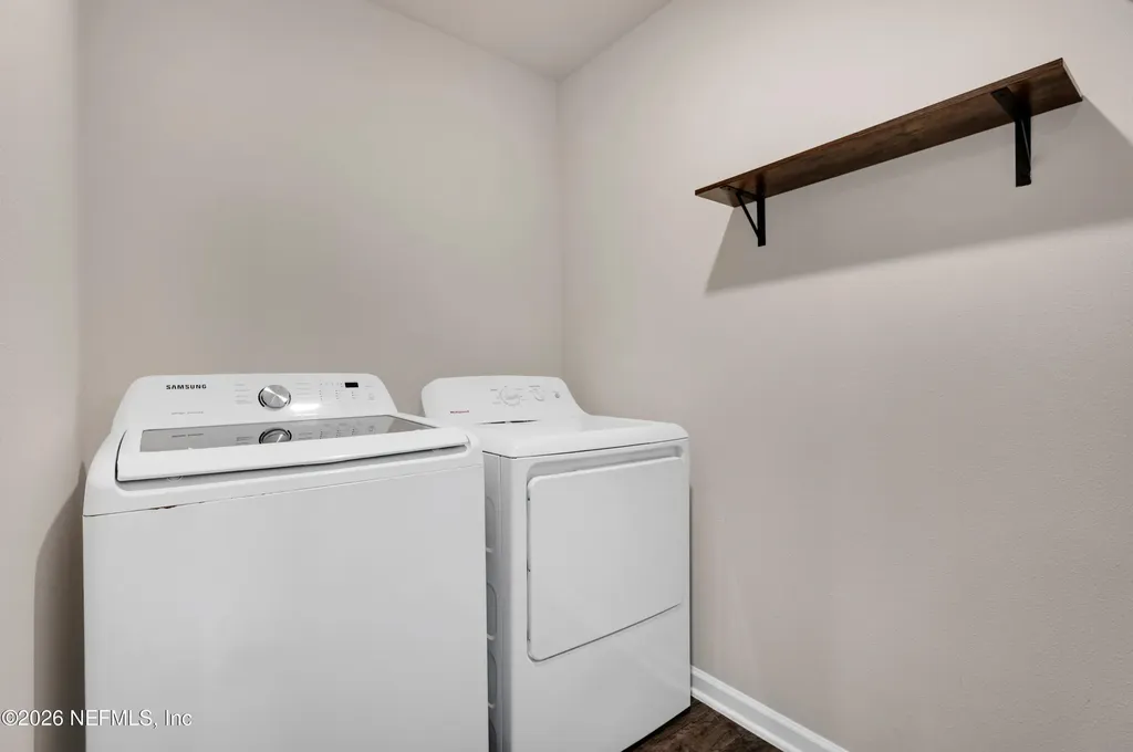 2437 Falling Star Lane Green Cove Springs FL 32043