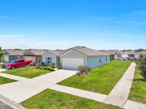 2437 Falling Star Lane Green Cove Springs FL 32043