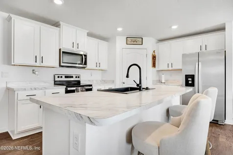 2437 Falling Star Lane Green Cove Springs FL 32043